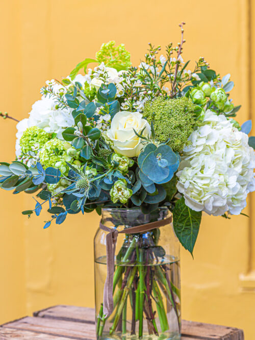 Rogue It’ll be all White Bouquet